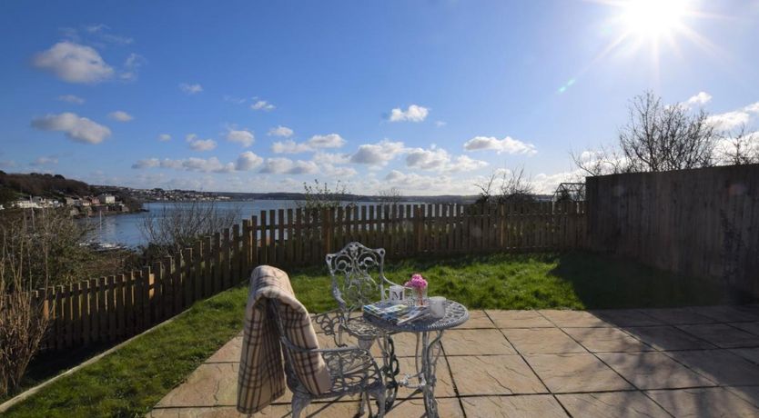 Photo of 2 Bed in Llanstadwell