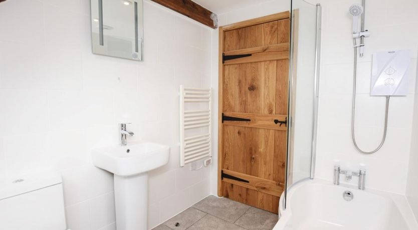 Photo of 4 Bed in Berrynarbor