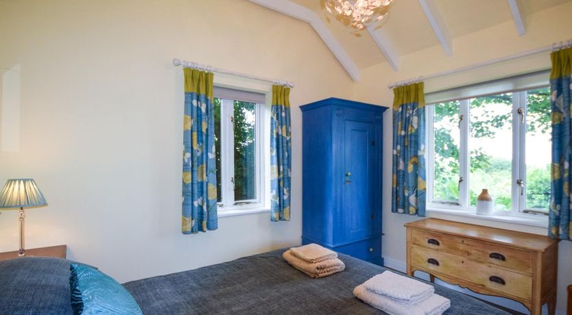 Photo of 1 Bed in Penryn