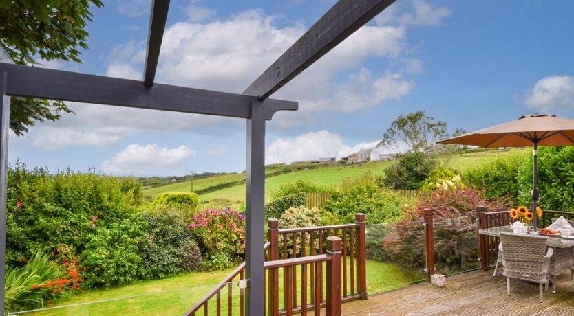 Photo of 1 Bed in Mabe Burnthouse