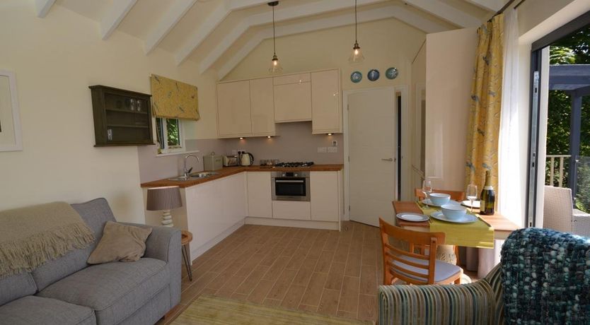 Photo of 1 Bed in Mabe Burnthouse