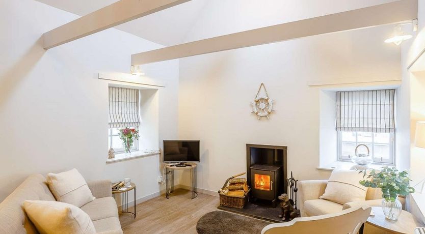 Photo of 1 Bed in Cullen