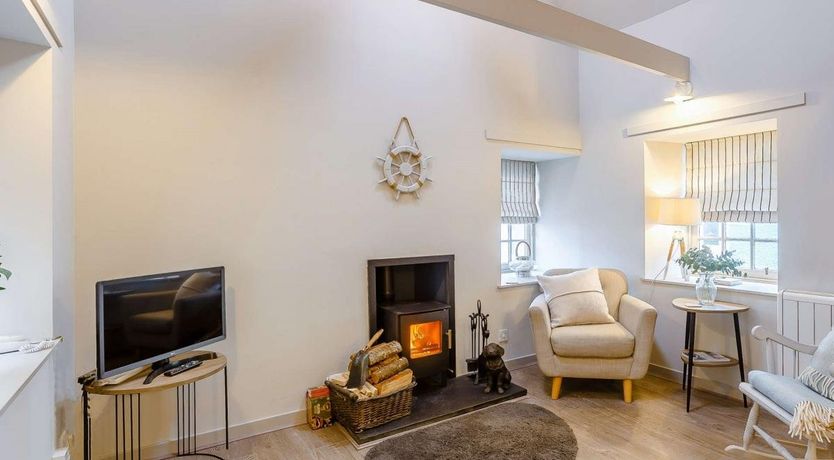 Photo of 1 Bed in Cullen