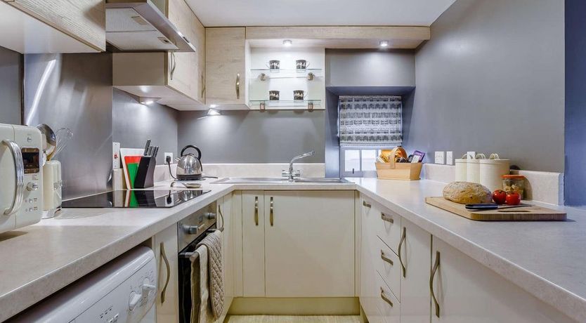 Photo of 1 Bed in Cullen