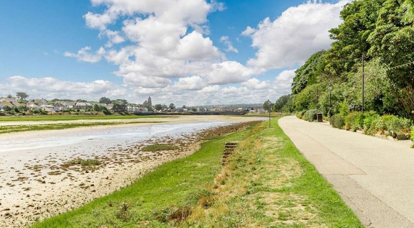 Photo of 1 Bed in Phillack