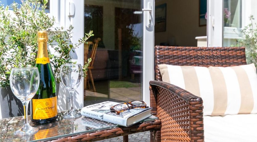 Photo of 1 Bed in Phillack