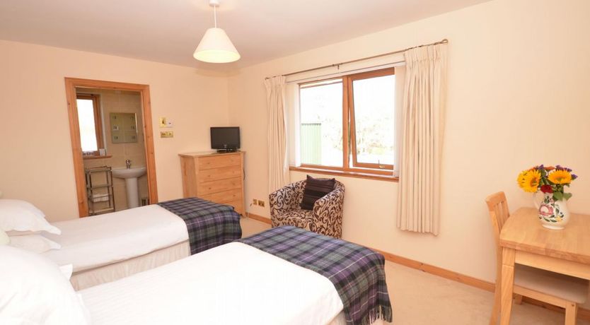 Photo of 2 Bed in Redburn