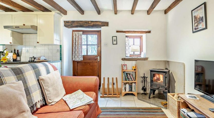 Photo of 1 Bed in Bolehill