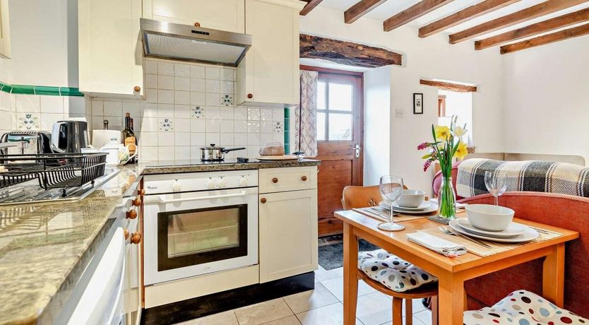 Photo of 1 Bed in Bolehill