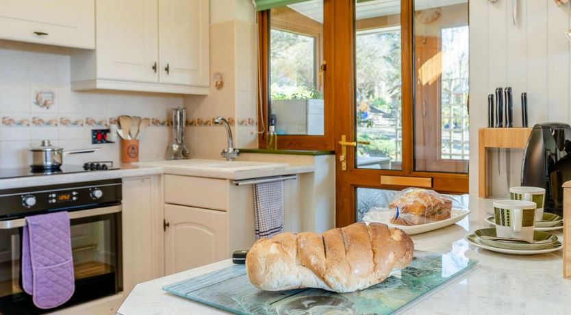 Photo of 1 Bed in Llanfair Clydogau