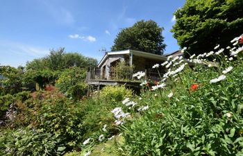 Wing in Mid Wales Holiday Cottage