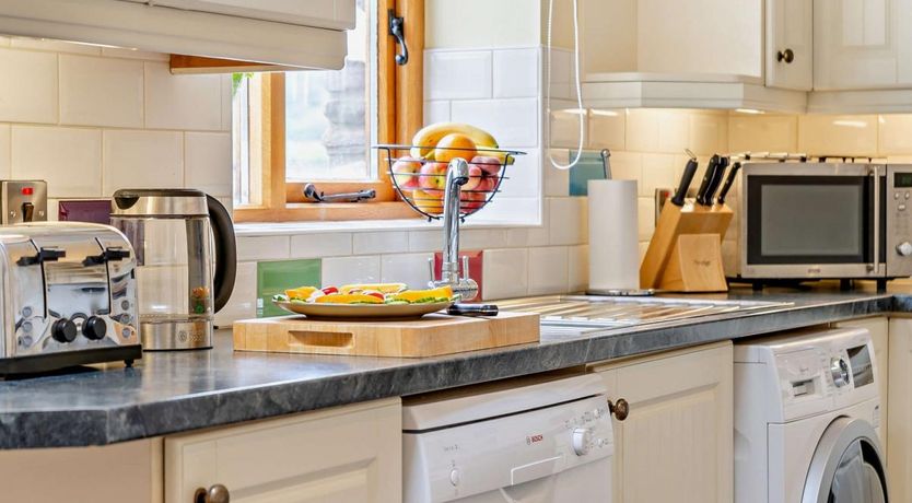 Photo of 4 Bed in Llanfihangel-nant-Bran