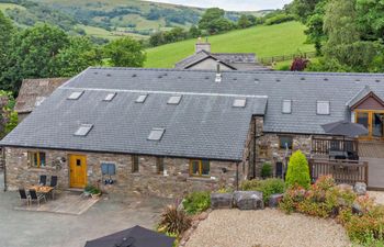 Barn in Mid Wales Holiday Cottage