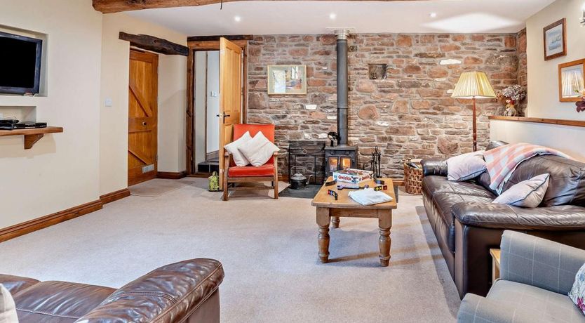 Photo of 4 Bed in Llanfihangel-nant-Bran