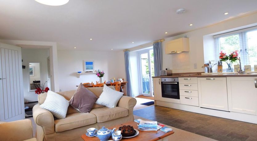 Photo of 2 Bed in Trelights