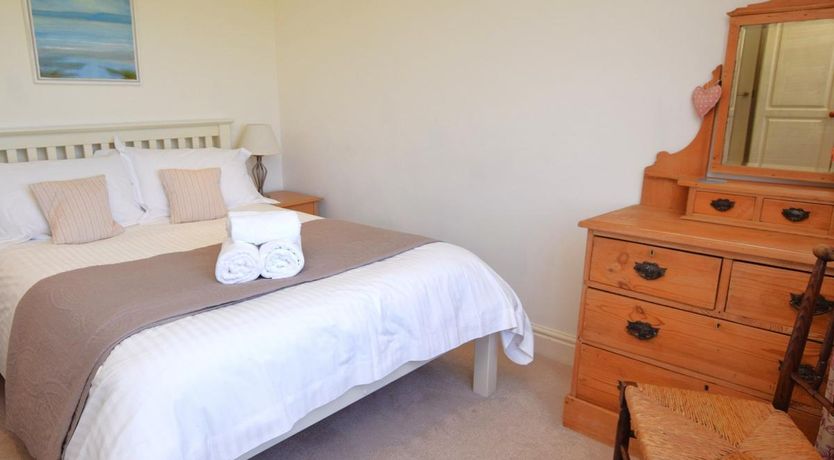 Photo of 2 Bed in Trelights