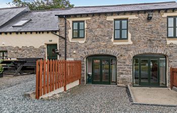 5 Bed in Pembroke Holiday Cottage