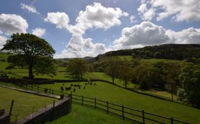 Photo of 2 Bed in Hayfield