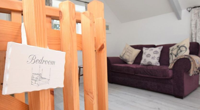 Photo of 1 Bed in Tresarrett