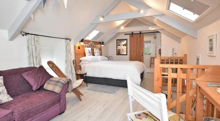 Photo of 1 Bed in Tresarrett