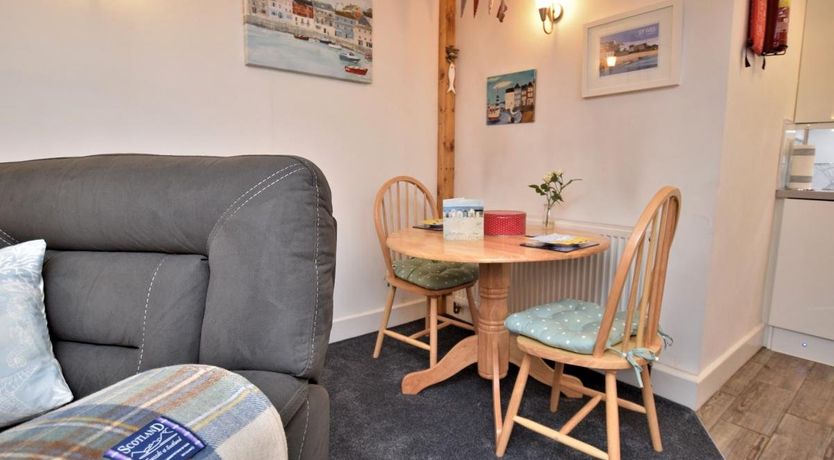 Photo of 1 Bed in Tresarrett