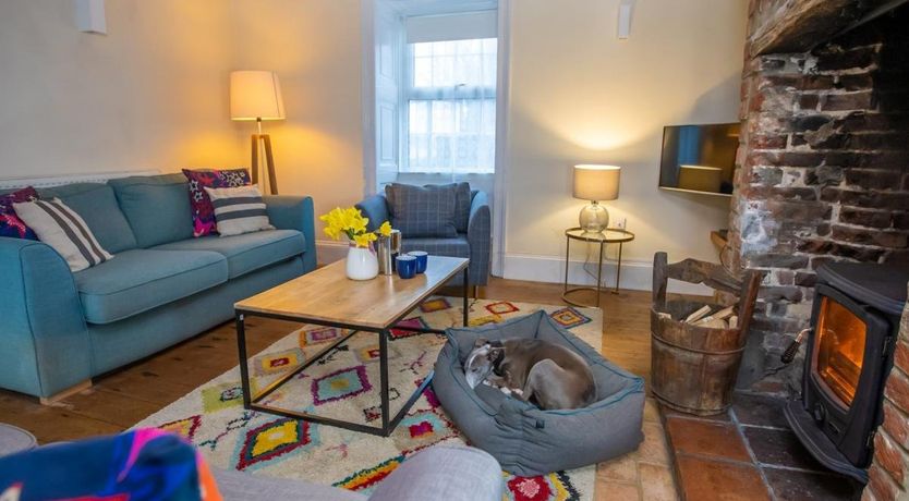 Photo of 3 Bed in Docking