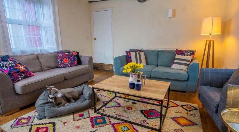 Photo of 3 Bed in Docking