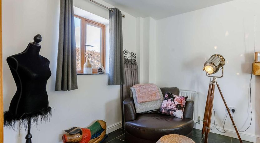 Photo of 1 Bed in Lydney