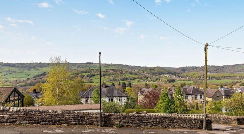 Photo of 3 Bed in Hackney