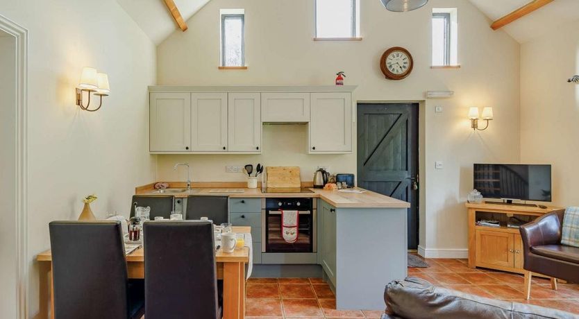 Photo of 2 Bed in Duddenhoe End