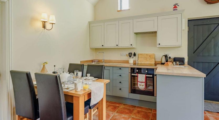 Photo of 2 Bed in Duddenhoe End