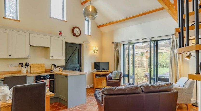 Photo of 2 Bed in Duddenhoe End