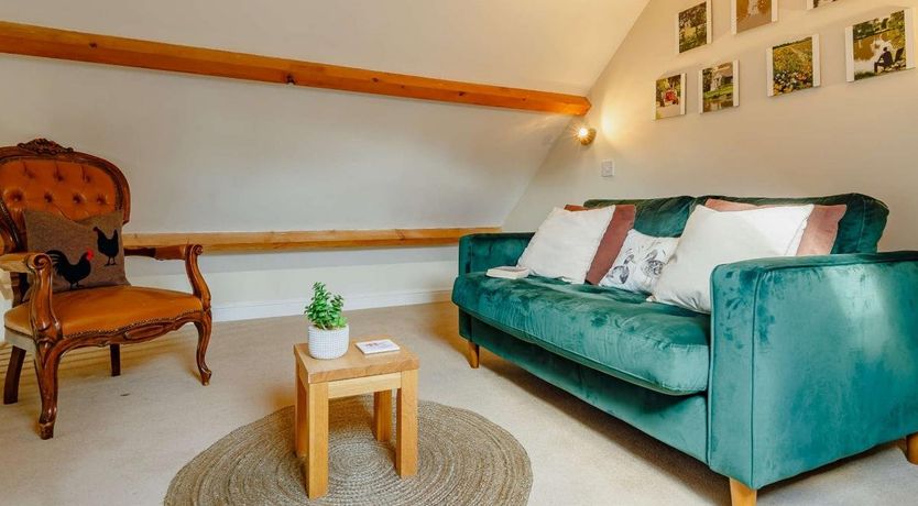 Photo of 2 Bed in Duddenhoe End