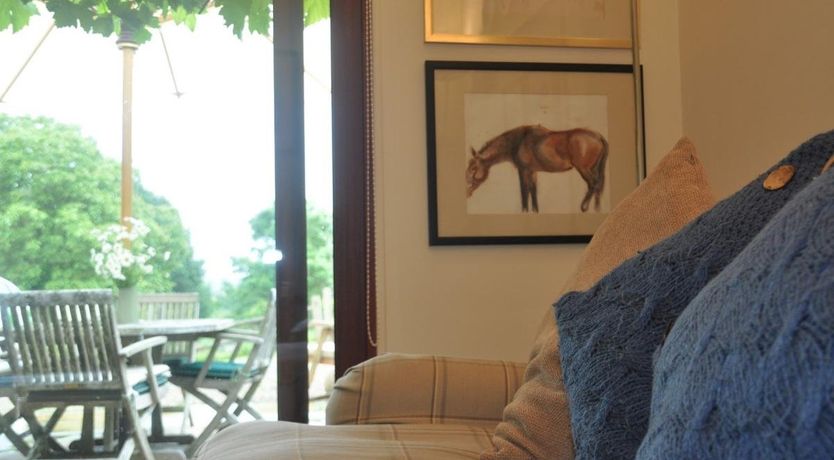 Photo of 1 Bed in Naunton