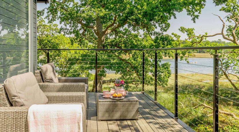 Photo of 1 Bed in Beaulieu