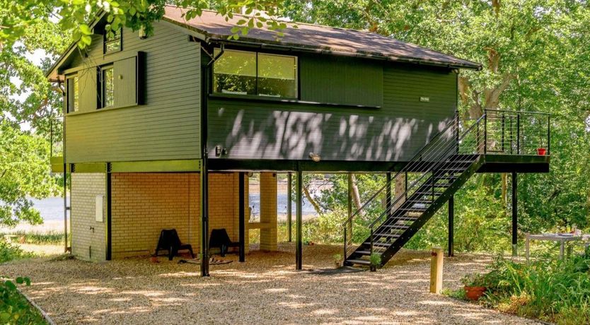 Photo of 1 Bed in Beaulieu