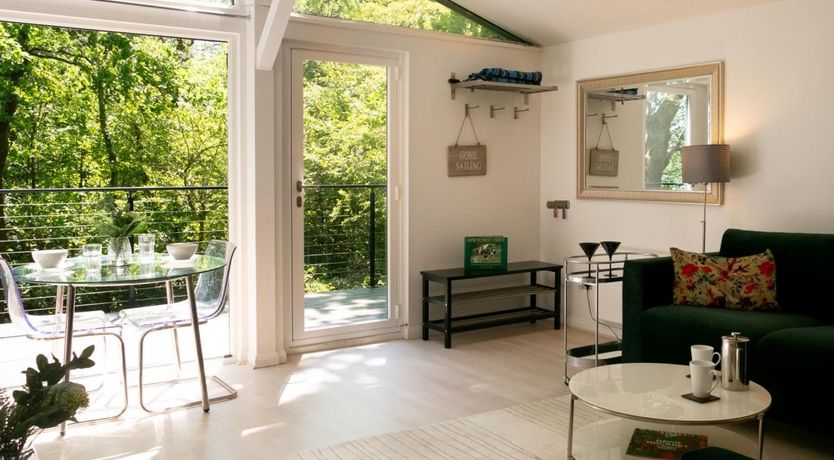 Photo of 1 Bed in Beaulieu