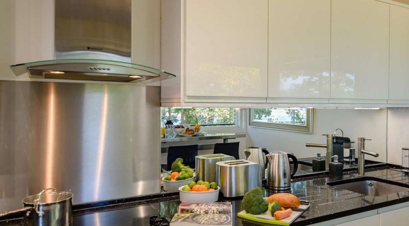 Photo of 1 Bed in Beaulieu