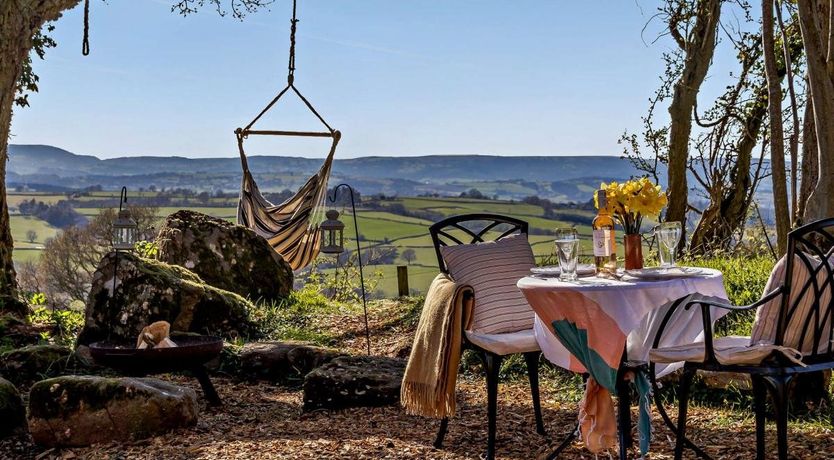 Photo of 1 Bed in Cwmcarvan