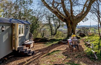 Log Cabin in South Wales Holiday Cottage