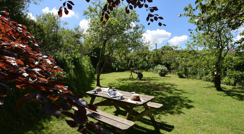 Photo of 2 Bed in St Hilary