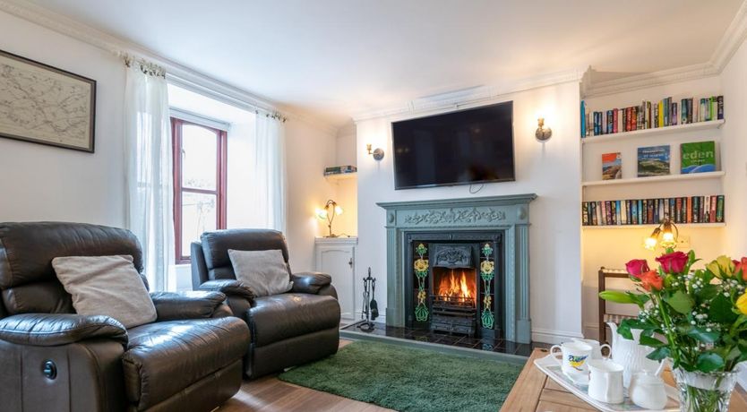 Photo of 2 Bed in St Hilary