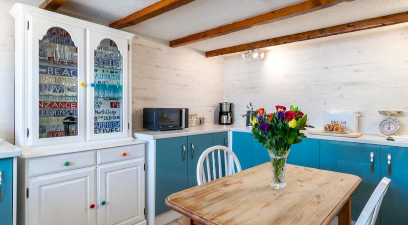 Photo of 2 Bed in St Hilary