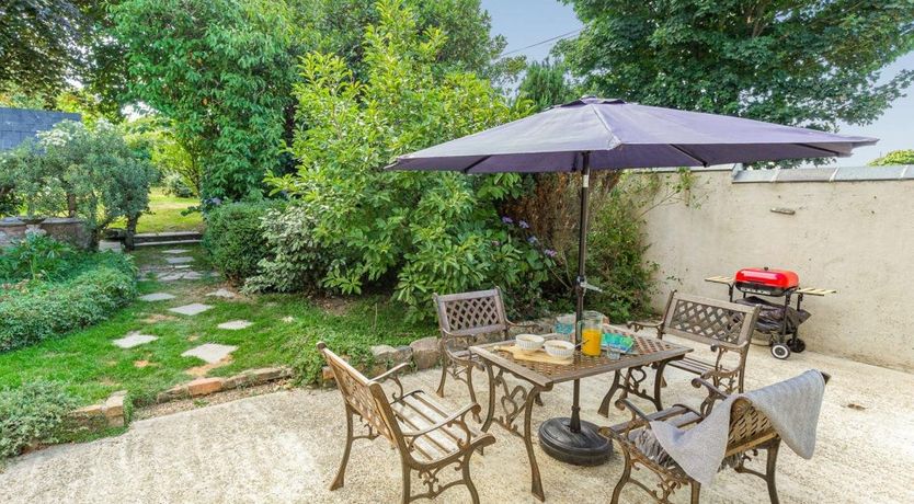 Photo of 2 Bed in St Hilary