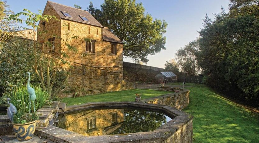 Photo of Cottage in Derbyshire