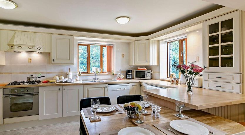 Photo of 2 Bed in Dronfield