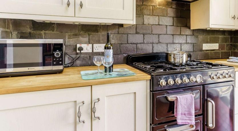 Photo of 2 Bed in Aberaeron