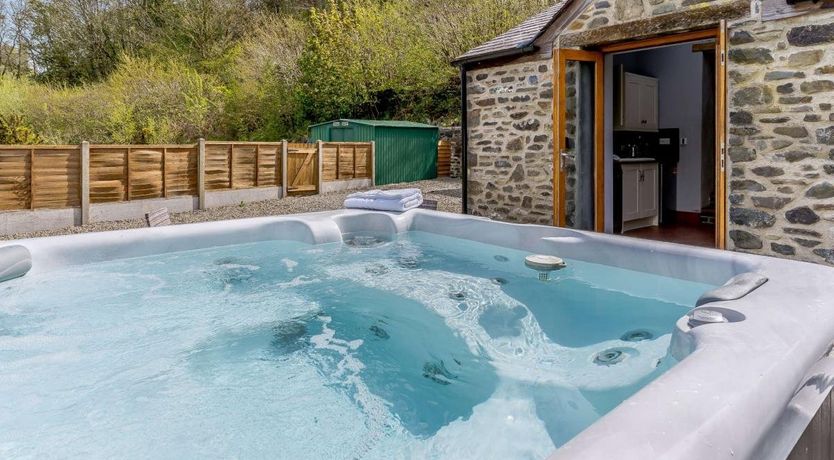 Photo of 2 Bed in Aberaeron