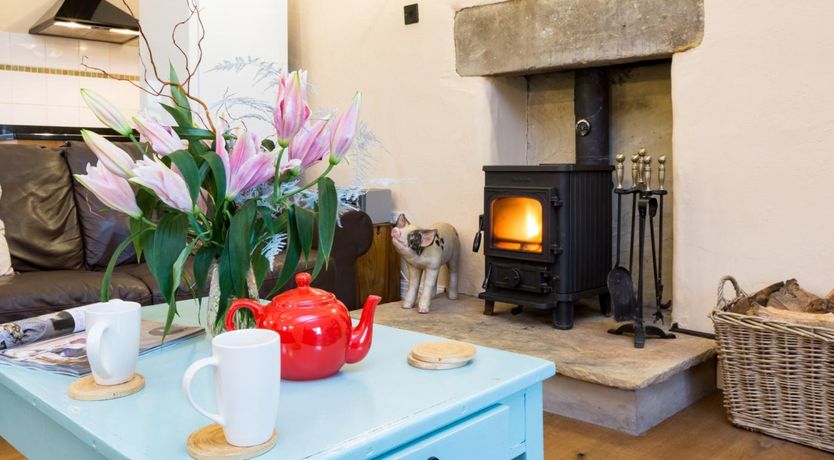 Photo of 2 Bed in High Peak