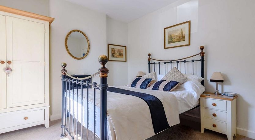 Photo of 2 Bed in Bakewell